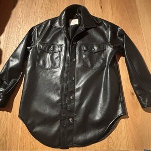 Aritzia The Ganna Shirt Jacket